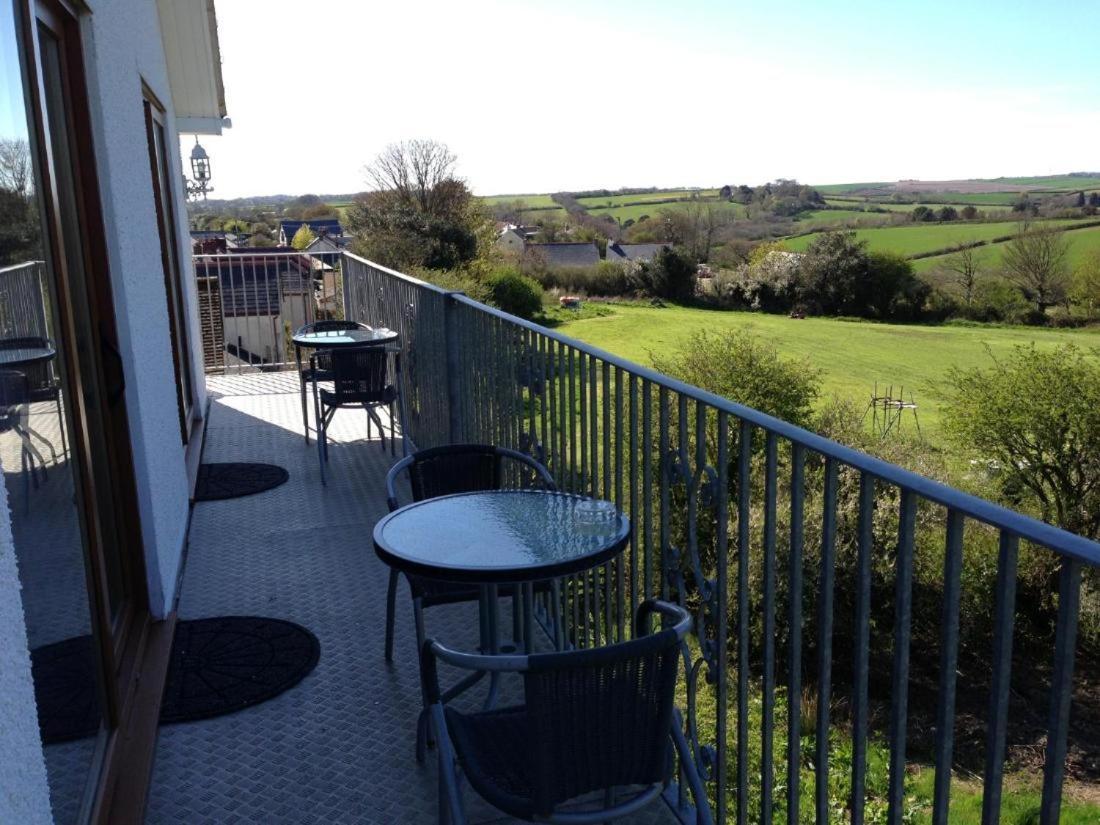 Room In Guest Room - Orchard Manor, Fore Street, Probus, Tr24Ly, Nr Truro Buitenkant foto